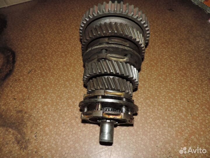 Вал вторичный в сборе кпп ЗИЛ-130 130-1701100-Б2