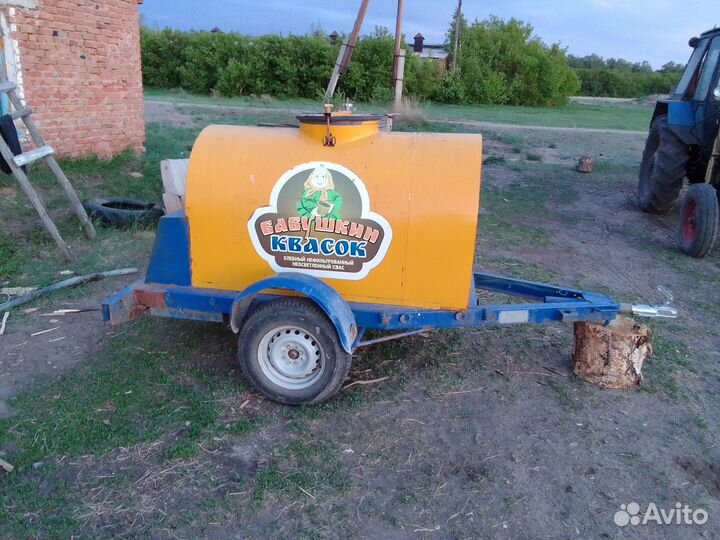 Прицеп-бочка,под молоко,квас