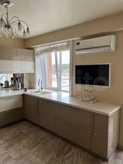 3-к. квартира, 102,5 м², 10/11 эт.