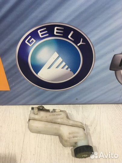 Бачок тормозной жидкости Geely emgrand EC7