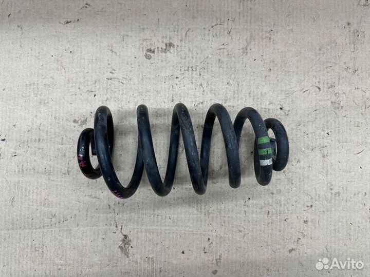 Пружина подвески задняя правая Audi A4 8EC BGB