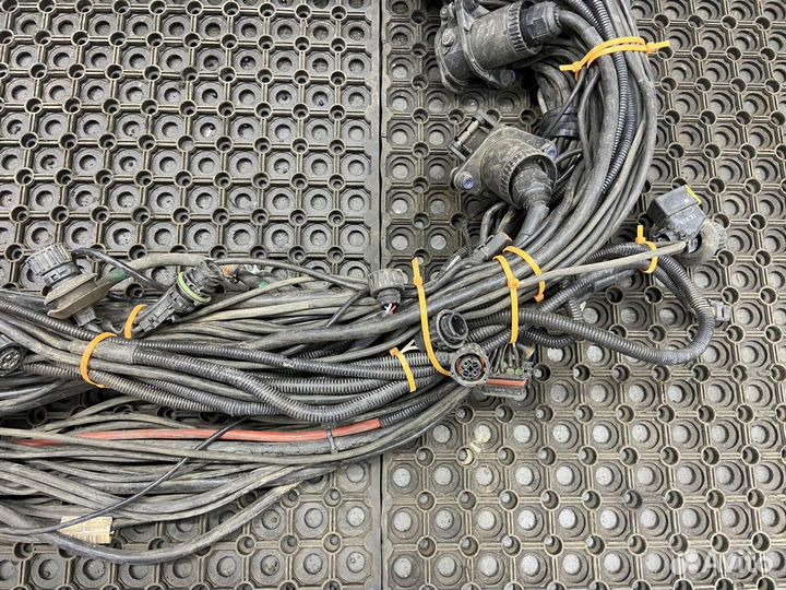 1495489 Проводка шасси основная Scania 5-series