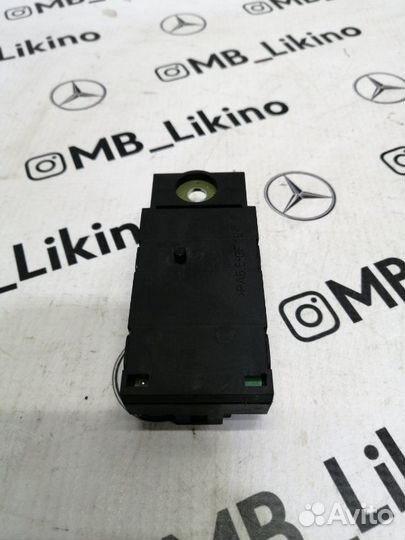 Усилитель антенны Mercedes W216 W221