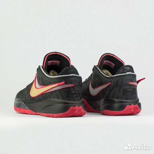 Кроссовки Nike LeBron 20 Bred