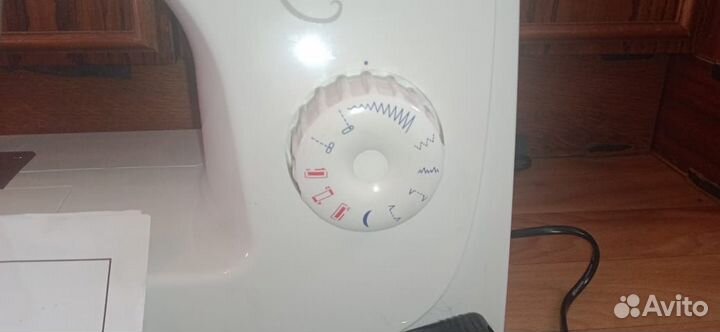 Швейная машина Singer