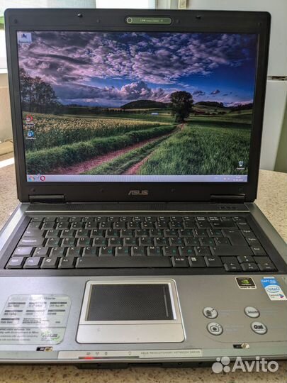Ноутбук asus б/у