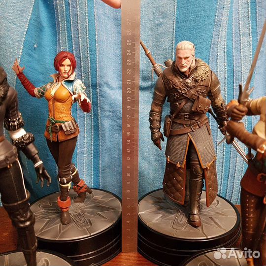 Фигурки Ведьмак Dark Horse