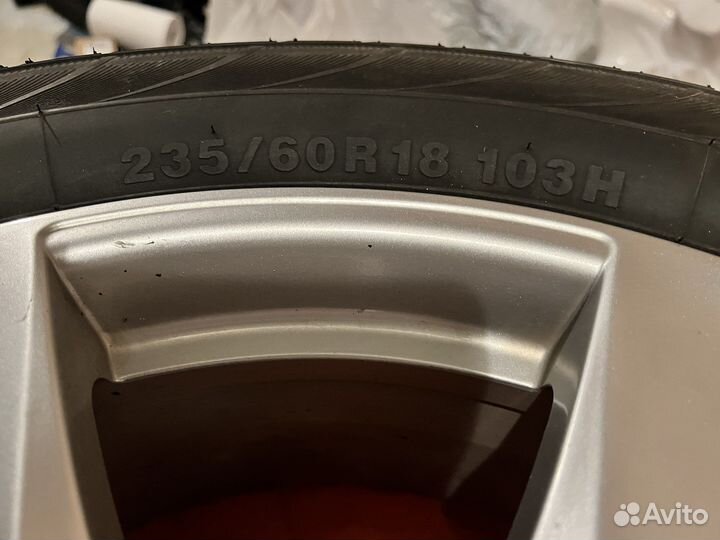 Kumho Solus KL21 235/60 R18 103H