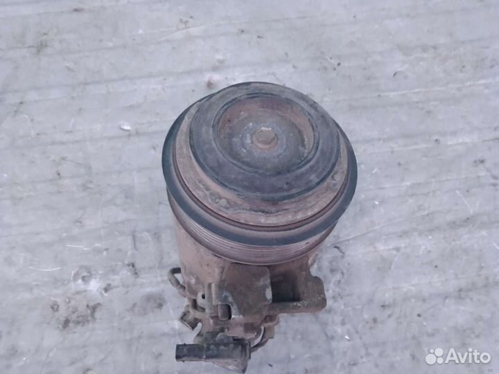 Компрессор кондиционера Мерседес Бенц W213 2.0