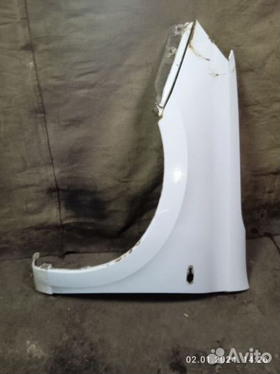Крыло переднее левое granta fl