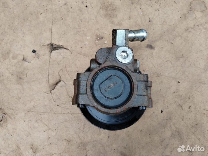 Насос гидроусилителя Ford Transit 2000-2014 2.4L