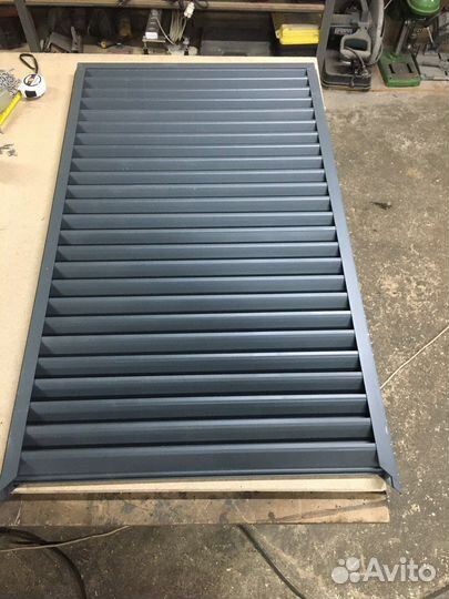 Замена балконных решеток