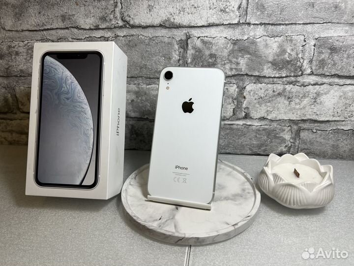 iPhone Xr, 64 ГБ