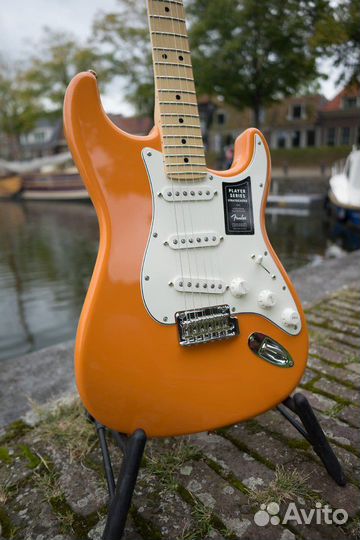 Fender Player Stratocaster MN Capri Orange