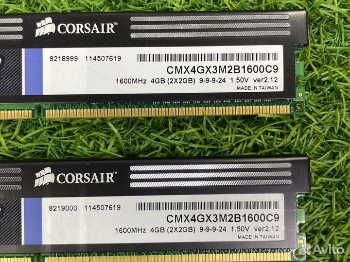 Комплект Corsair XMS3 4Gb (2 x 2 )