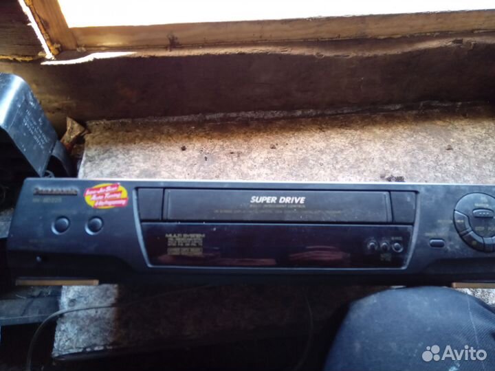 Видеомагнитофон