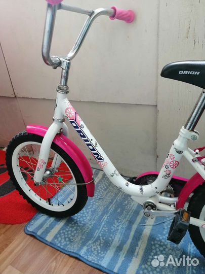 Велосипед 4 колёсный для девочки