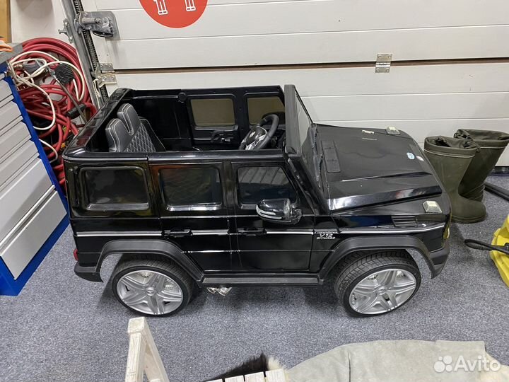 Машинка детская mercedesg65 amg