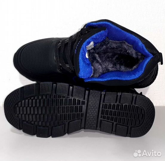 Кроссовки новые Nike