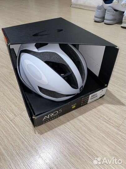 Шлем oakley aro5