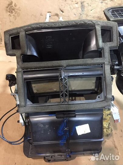 Корпус печки в сборе Ford Focus 1 2002г. 1.8л. tdd