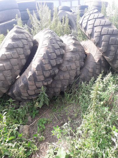 Омскшина М-93 12.00/70 R20