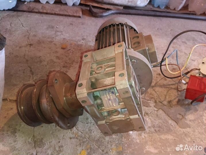 Мото - редуктор