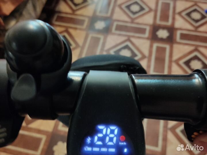 Электросамокат ninebot е22