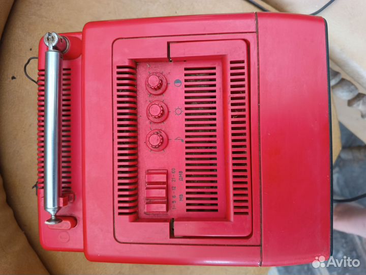 Телевизор переносной Электроника 409 Д СССР