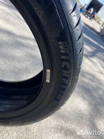 Michelin Pilot Sport 4 205/50 R17