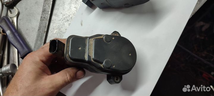 Моторчик электроручника Мазда CX-5