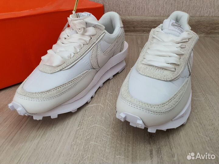 Кроссовки Nike ldwaffle sacai 36 eur