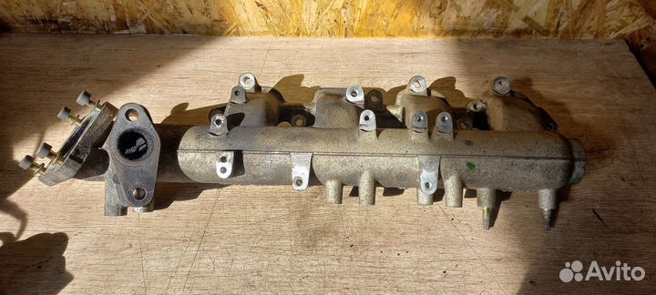 Коллектор впускной Nissan Navara D40 2.5 2005-2015