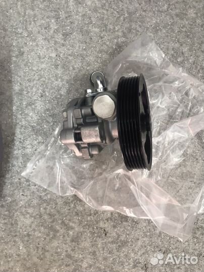 Насос гур Mazda 3 BK Z6 2003-09