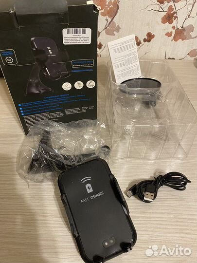 Автомобильный держатель для телефона