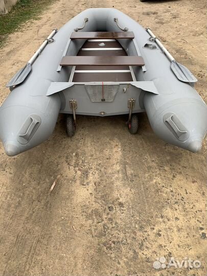 Лодка cayman 360