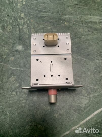 Магнетрон новый LG 2M213 для свч