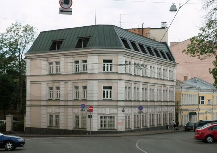 Продажа особняка 1740 м2