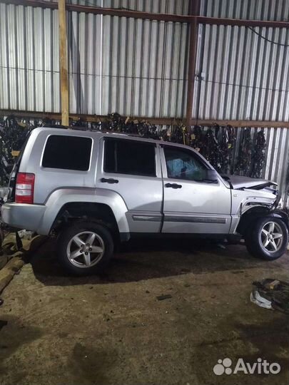 Jeep cherokee по запчастям дв.3.7