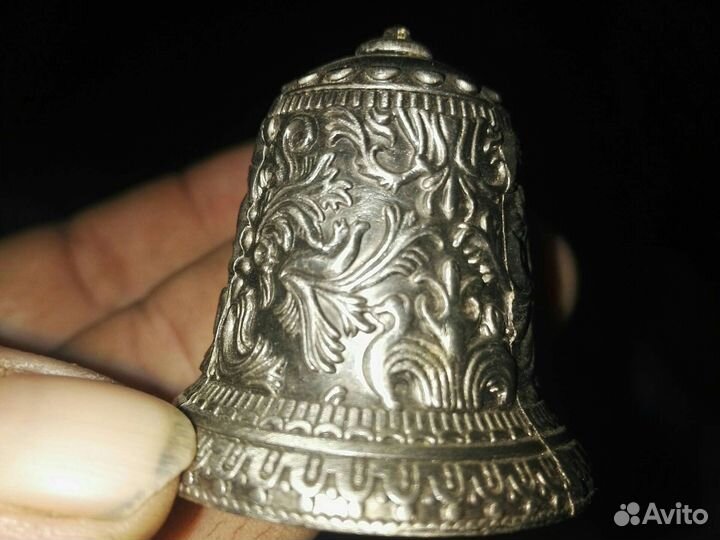 Колокольчик для красоты и коллекции