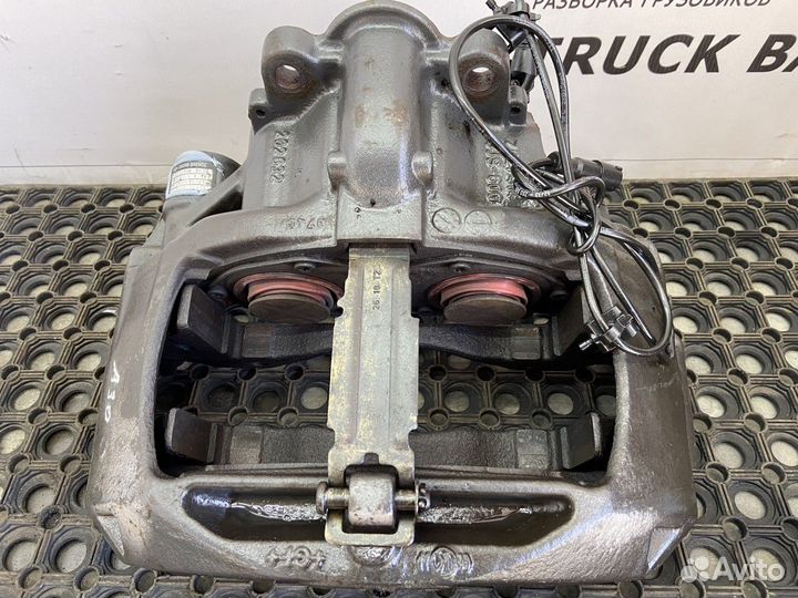 A0044207583 Суппорт левый