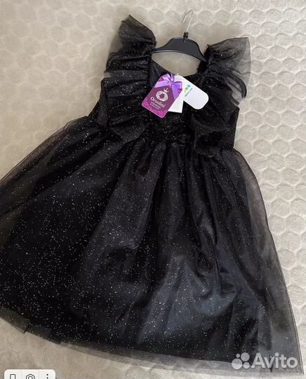 Платье для девочки новое