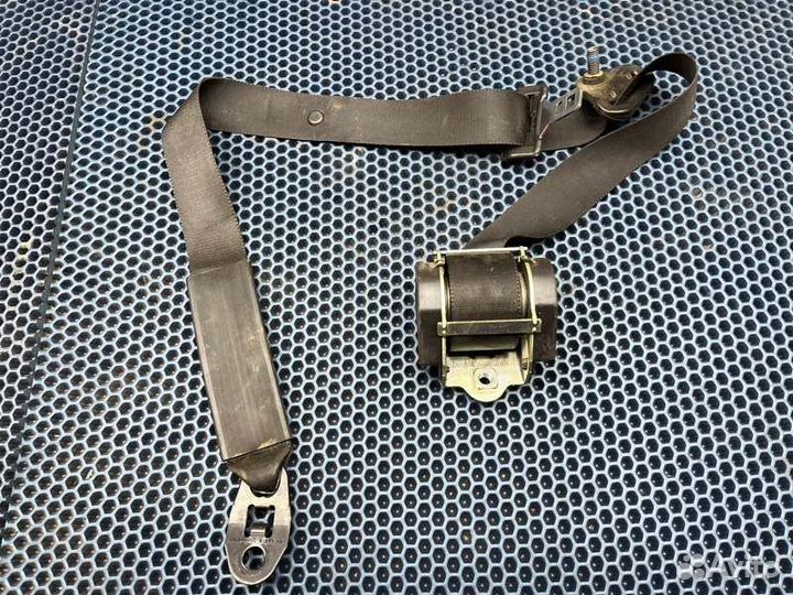 Ремень безопасности Ford Transit 2.2