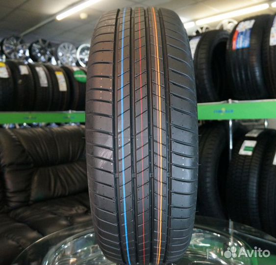 Bridgestone Turanza T005 245/45 R20
