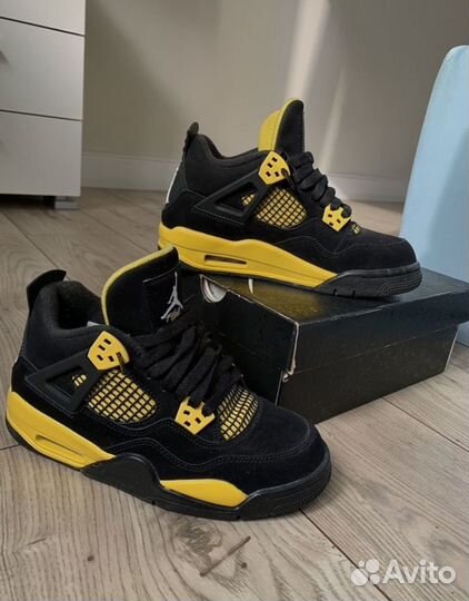 Nike air jordan 4