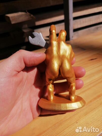Настольная фигурка рукожоп
