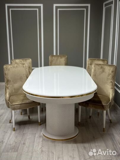 Стол и Стулья