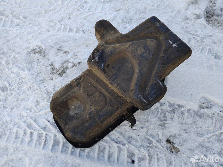 Поддон двигателя Nissan Serena C23 CD20ET 1998 г.в