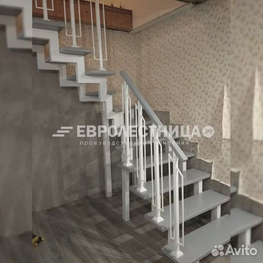 Лестница на второй этаж