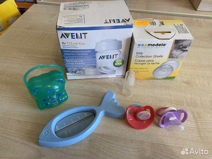 Накладки на грудь, контенеры для хранения молока